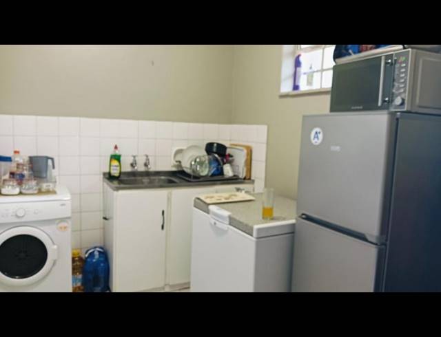 1 BEDROOM PROPERTY TO RENT IN ASHLEY